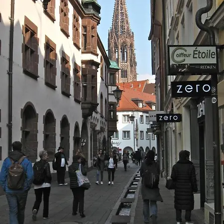 Fewo - Mitten In Freiburg Exterior photo